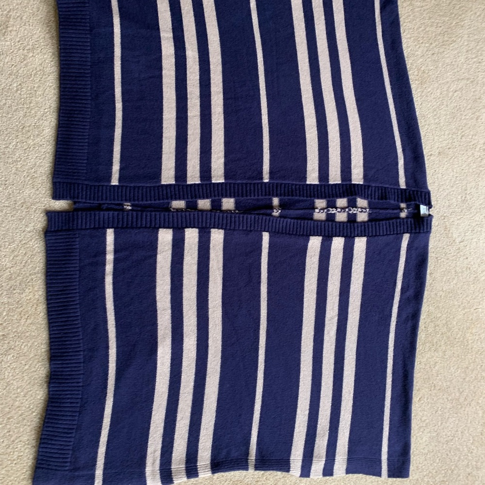 Poncho/Shawl by “Gap”.  One size fits all$22